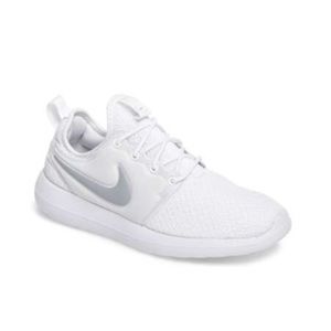 Nike roshe 2 sneaker size 7.5